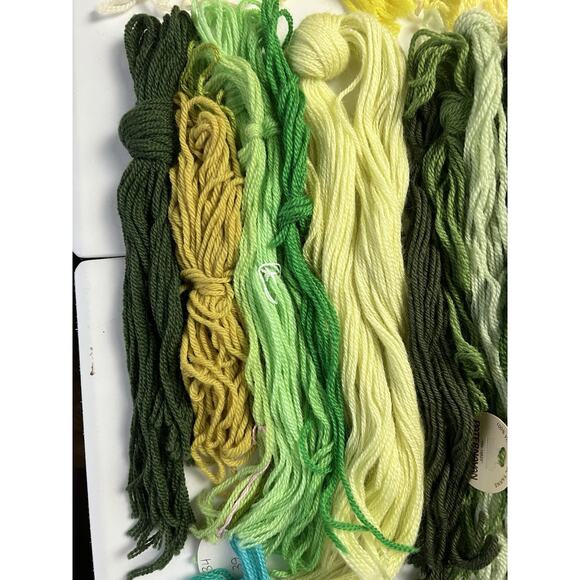 PATERNAYAN Persian Needlepoint Virgin Wool Yarn HUGE Lot Multiple Colors 2+ lbs - Picture 9 of 16